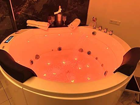 Whirlpool-Zimmer-VIP