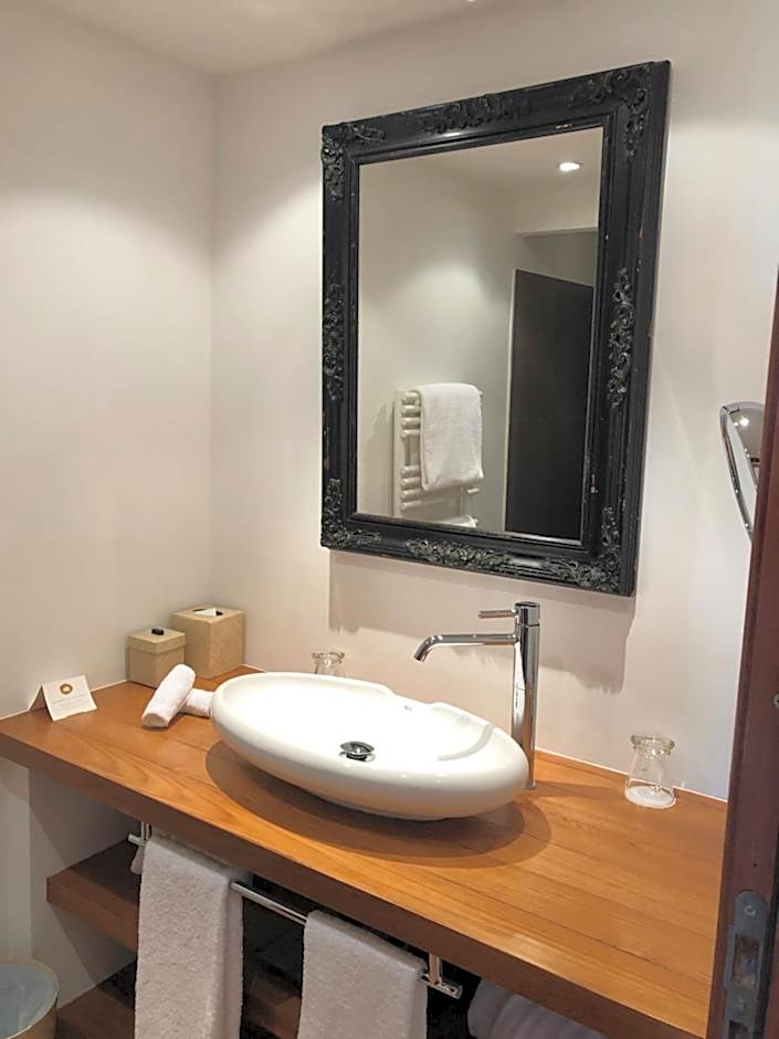 Grand Hôtel De Cala Rossa & Spa Nucca