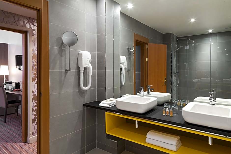 Timhotel Opera Blanche Fontaine