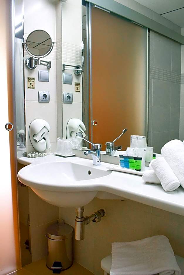 Riviera Beachotel - Adults Recommended