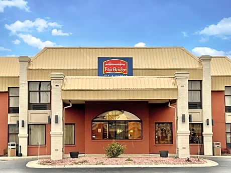 FairBridge Inn & Suites Fort Wayne