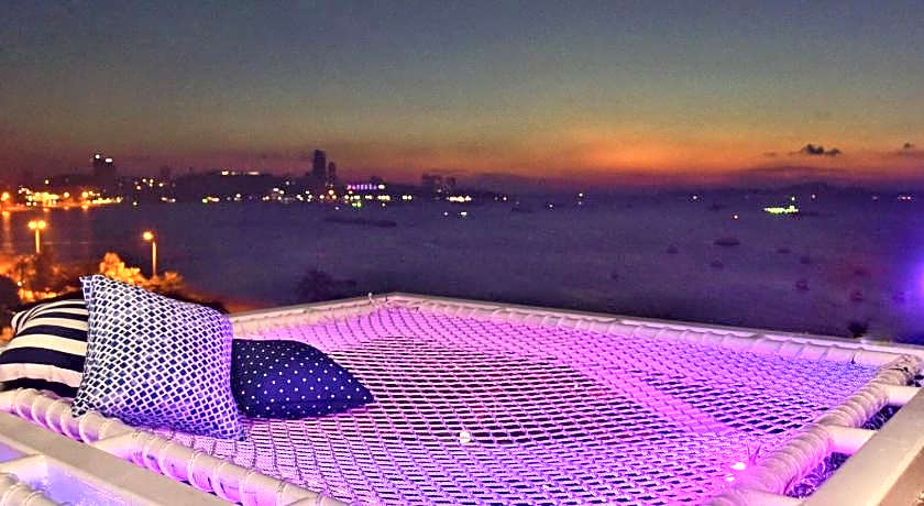 Pattaya Sea View Hotel