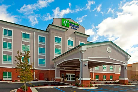 Holiday Inn Express & Suites - Valdosta, an IHG Hotel