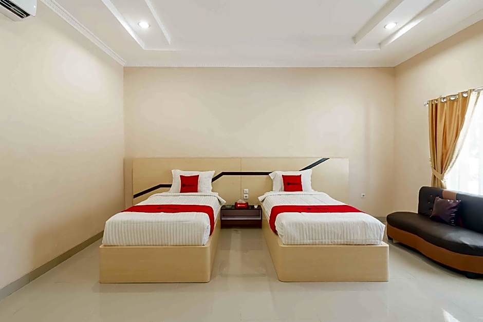 RedDoorz @ Hotel Copacobana Bengkulu