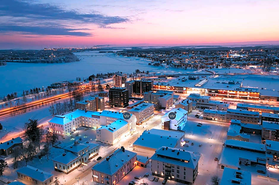 Grand Hotel Mustaparta