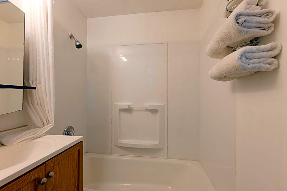 Sonrise Inn Lincoln Hwy By OYO