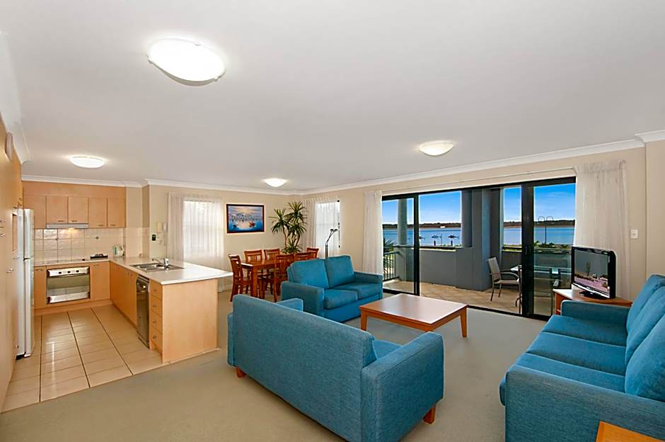 Sandcastles On The Broadwater