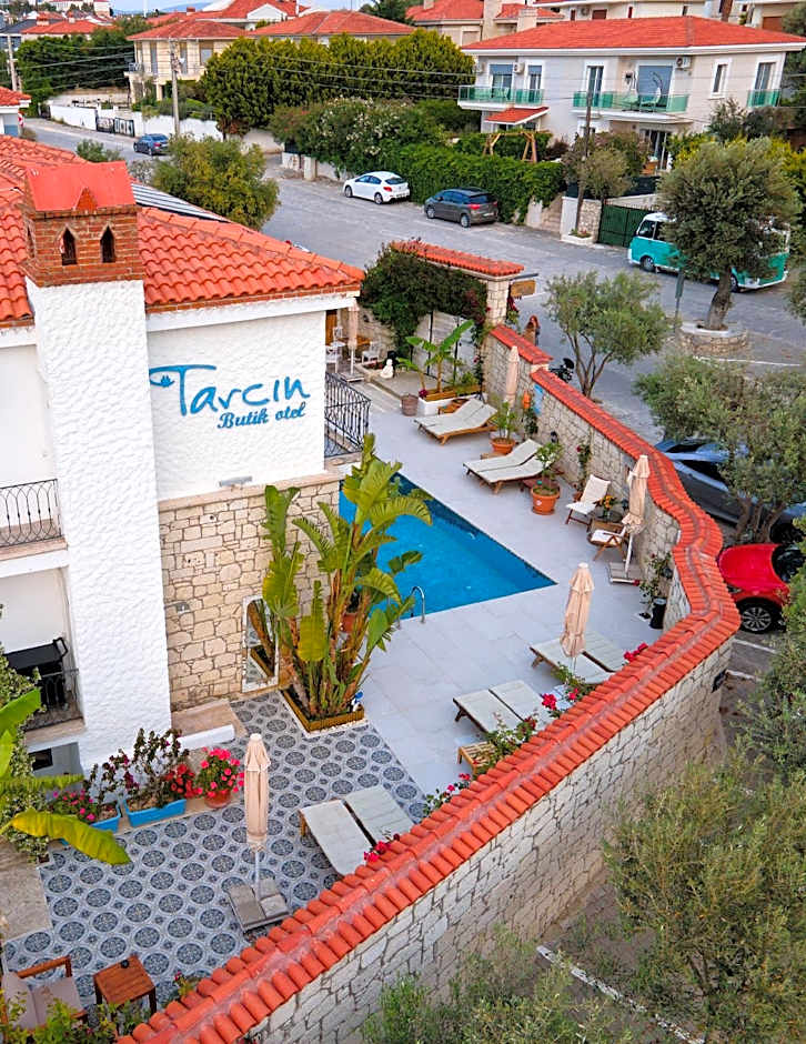 Tarcin Alacati Otel