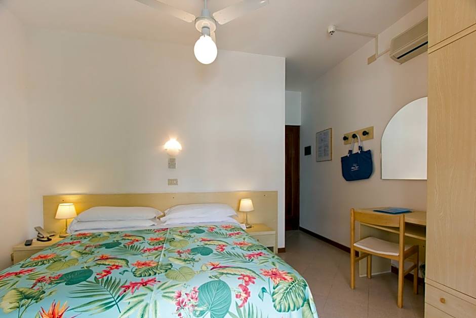 Hotel Desiree