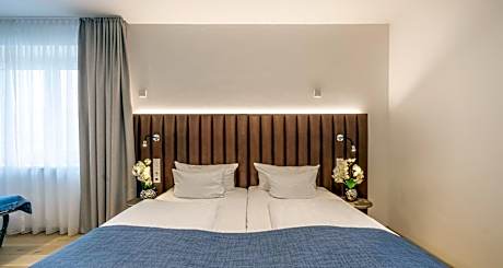 Junior King Suite