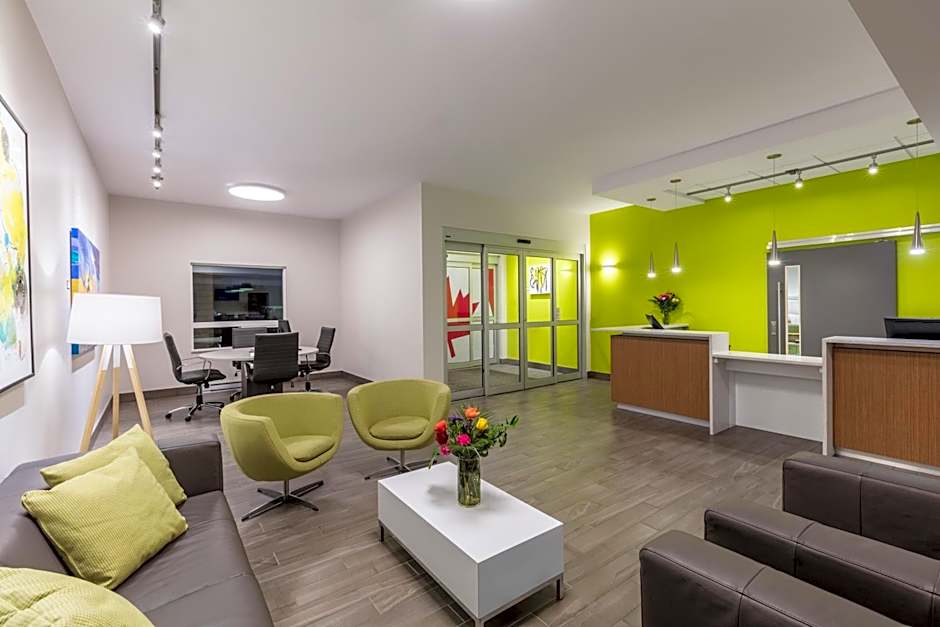 Super 8 by Wyndham Winnipeg East MB