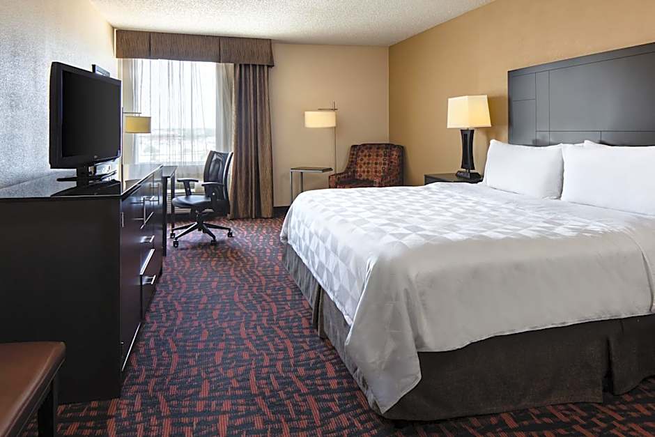 Holiday Inn Wichita East I-35 By IHG