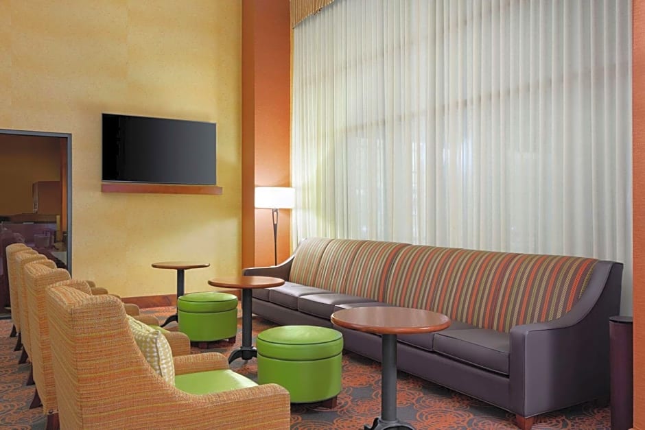 Hampton Inn By Hilton And Suites Dallas/Mesquite