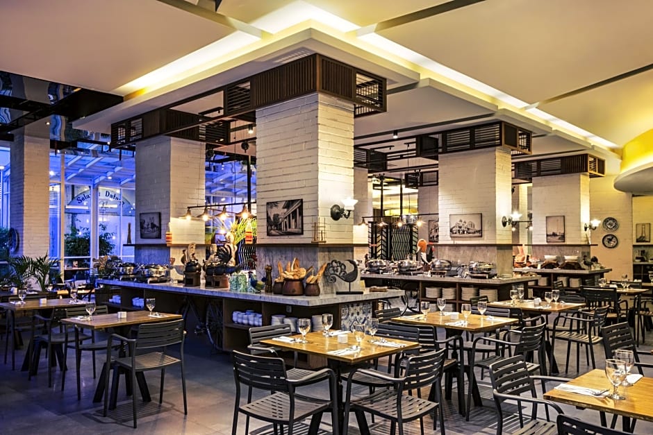 Mercure Surabaya Grand Mirama