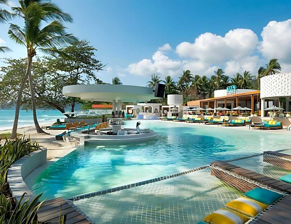 Avani Chaweng Samui Hotel & Beach Club