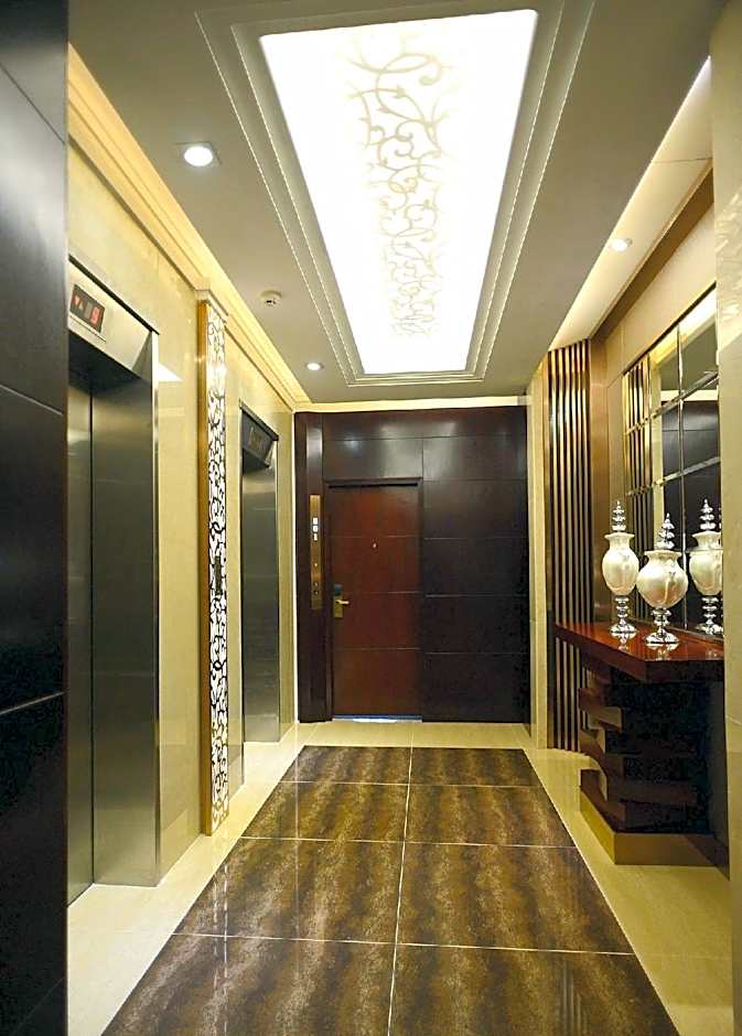 Metropole Hotel