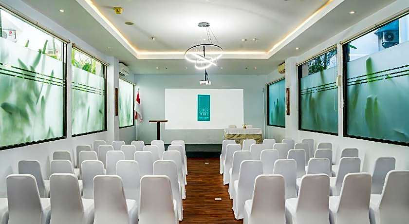 Cross Vibe Paasha Atelier Bali Kuta