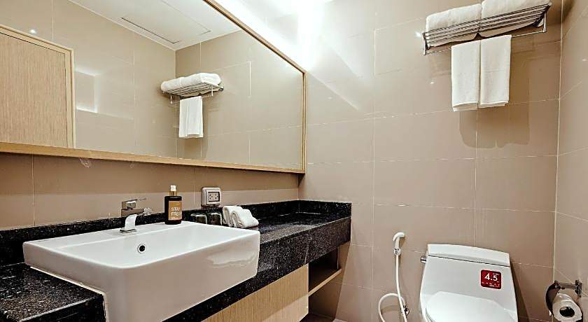 Three Sukhumvit Hotel