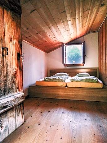 Standard Double Room with Shared Bathroom