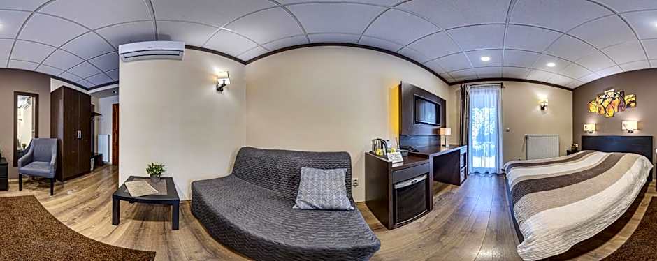 Napraforgó Wellness Ház és Panzió