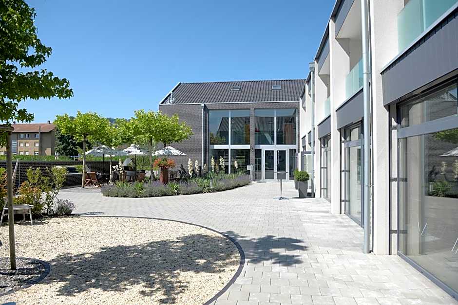 Q.C.M. Campus