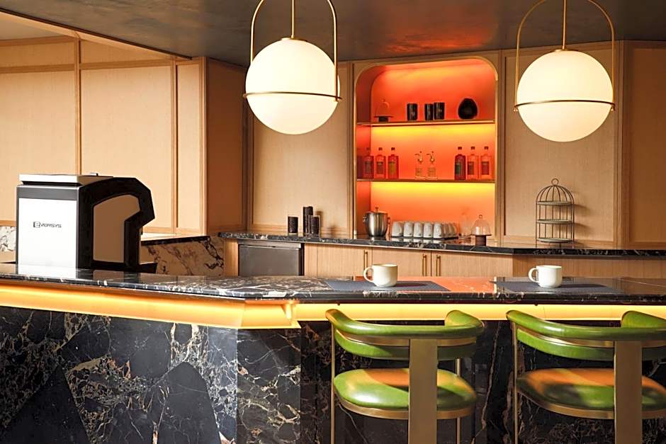 Burton House, Beverly Hills, A Tribute Portfolio Hotel