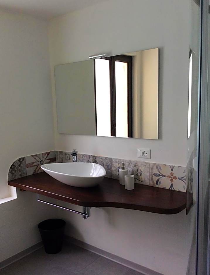 Villa Cesarina, Vallio Terme , Salo’