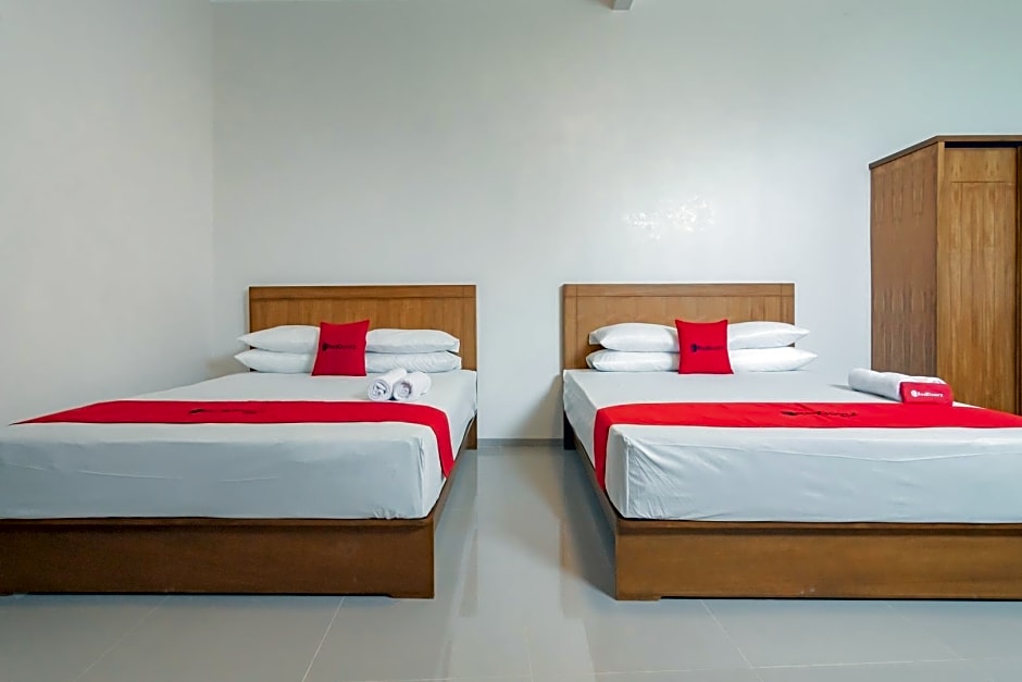 RedDoorz Syariah Plus @ Perintis Guesthouse Tasikmalaya