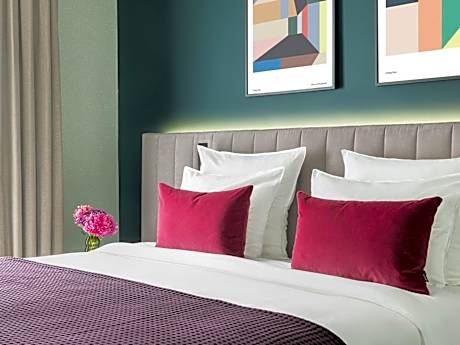 Medium Room - Accessible