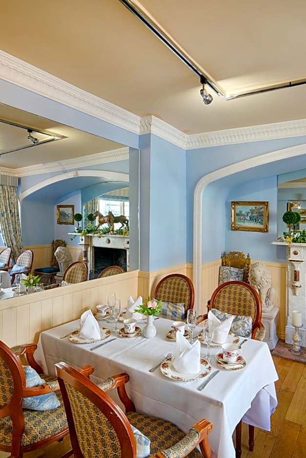 The Atherstone Red Lion Hotel