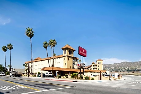 Ramada by Wyndham Burbank Airport