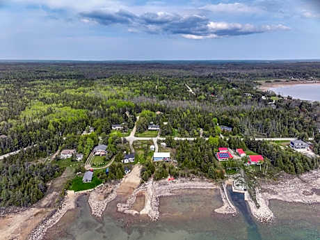 Len Cove - Your Lakeside Retreat In Howdenvale