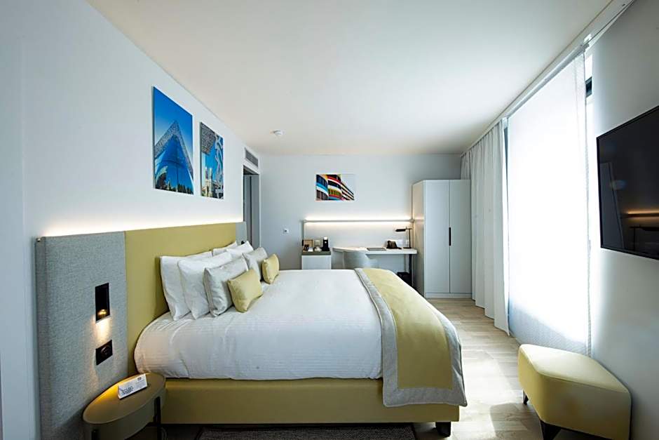 Crowne Plaza Marseille Le Dome By IHG