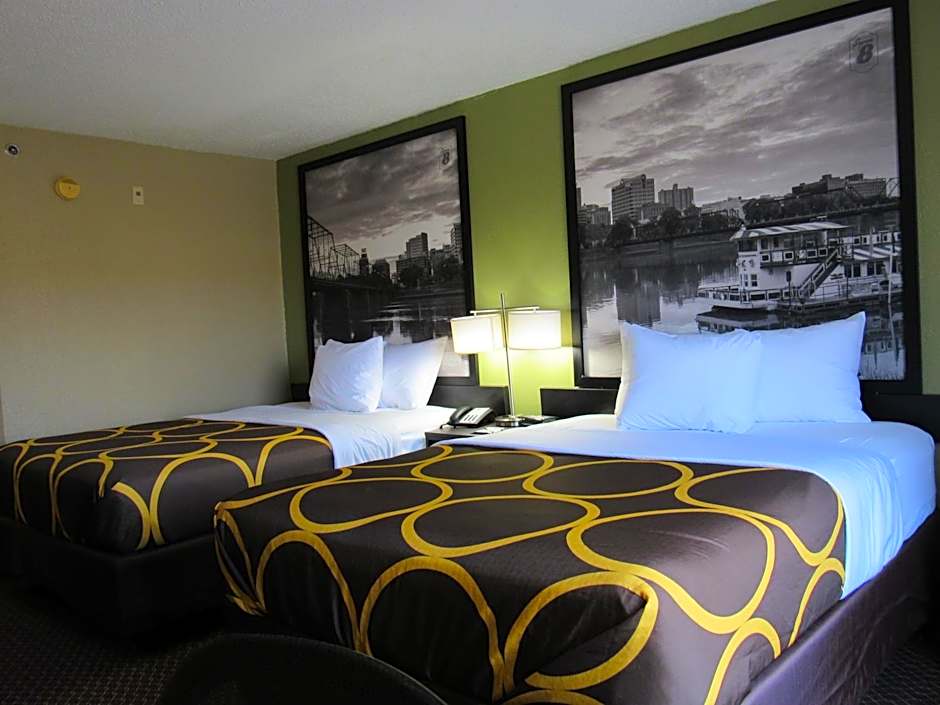 Super 8 by Wyndham New Cumberland