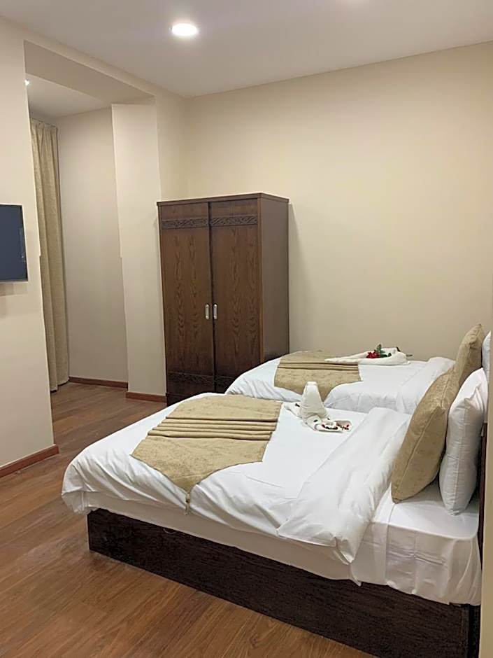 Miramar Talaat Harb Square