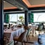 Grand Hôtel Les Flamants Roses Thalasso & Spa
