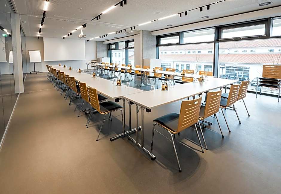 V8 Hotel Motorworld Region Stuttgart, BW Premier Collection