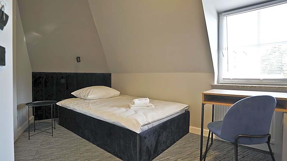 Hotel Made in Napoli by Siervo Międzybórz