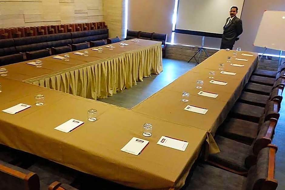 Hotel Grand Elegance