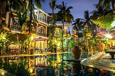 The Coconut House