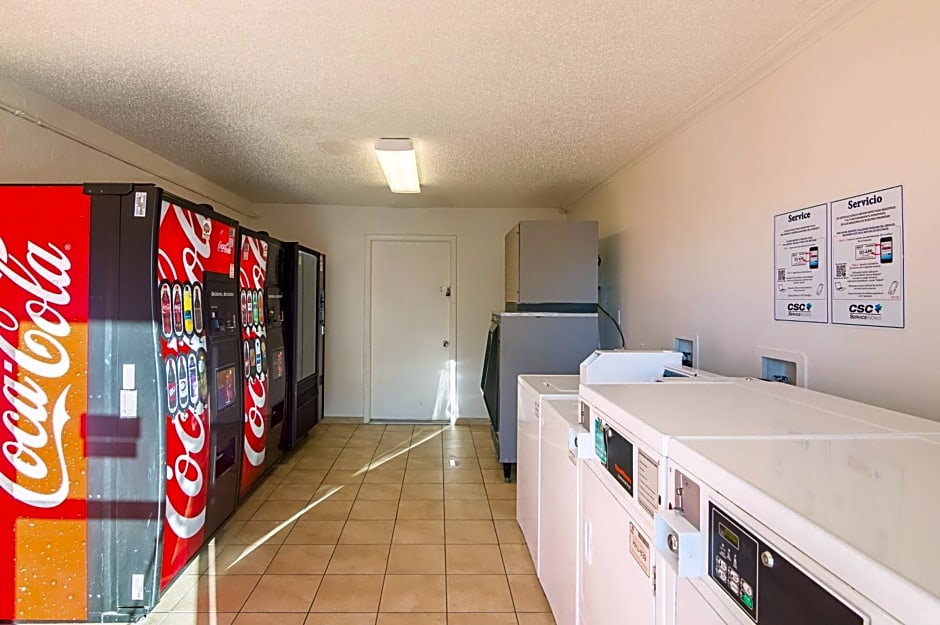 Motel 6-Lawton, OK
