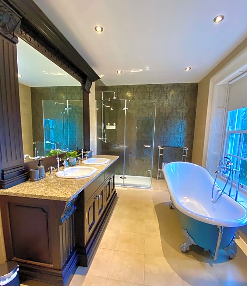 Bailey's Court, Guest Accommodation