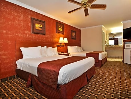 Queen Room with Two Queen Beds