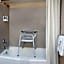 Super 8 by Wyndham Chicago/Rosemont/O'Hare/SE