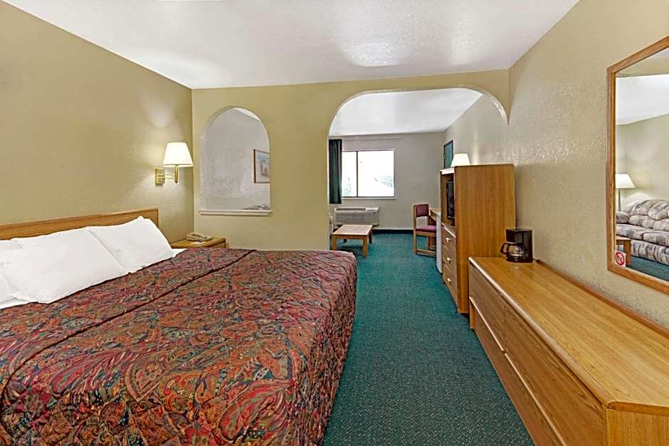 Days Inn by Wyndham Espanola