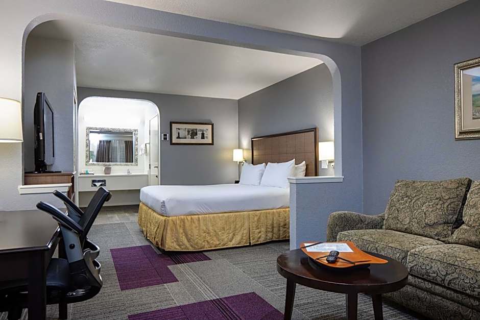 Atherton Park Inn and Suites