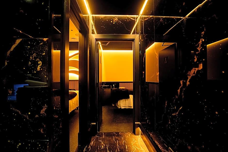 Tara Hotel