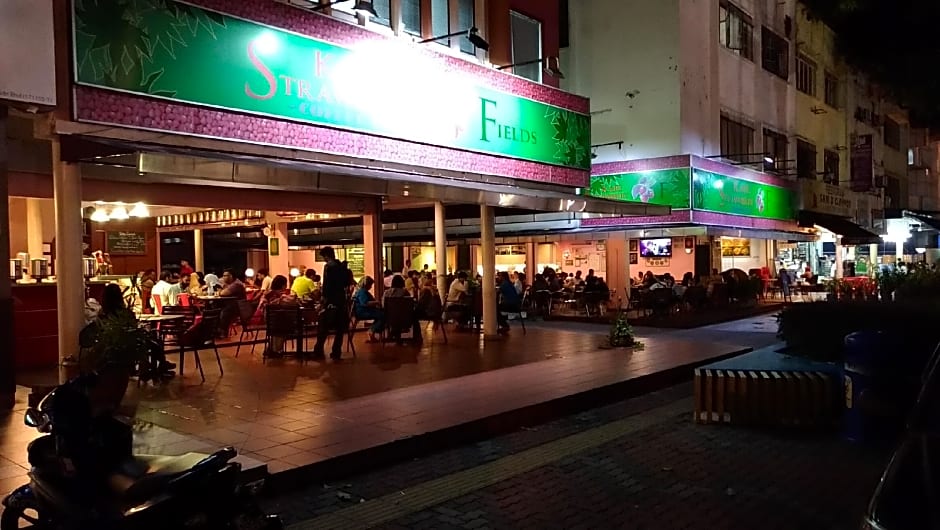 Hotel Strawberry Fields