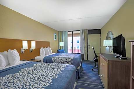 Room with Two Double Beds - Non-Smoking