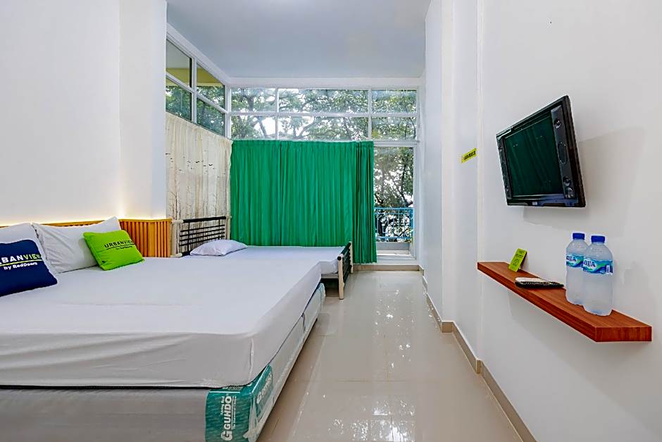 Urbanview Hotel BSD City